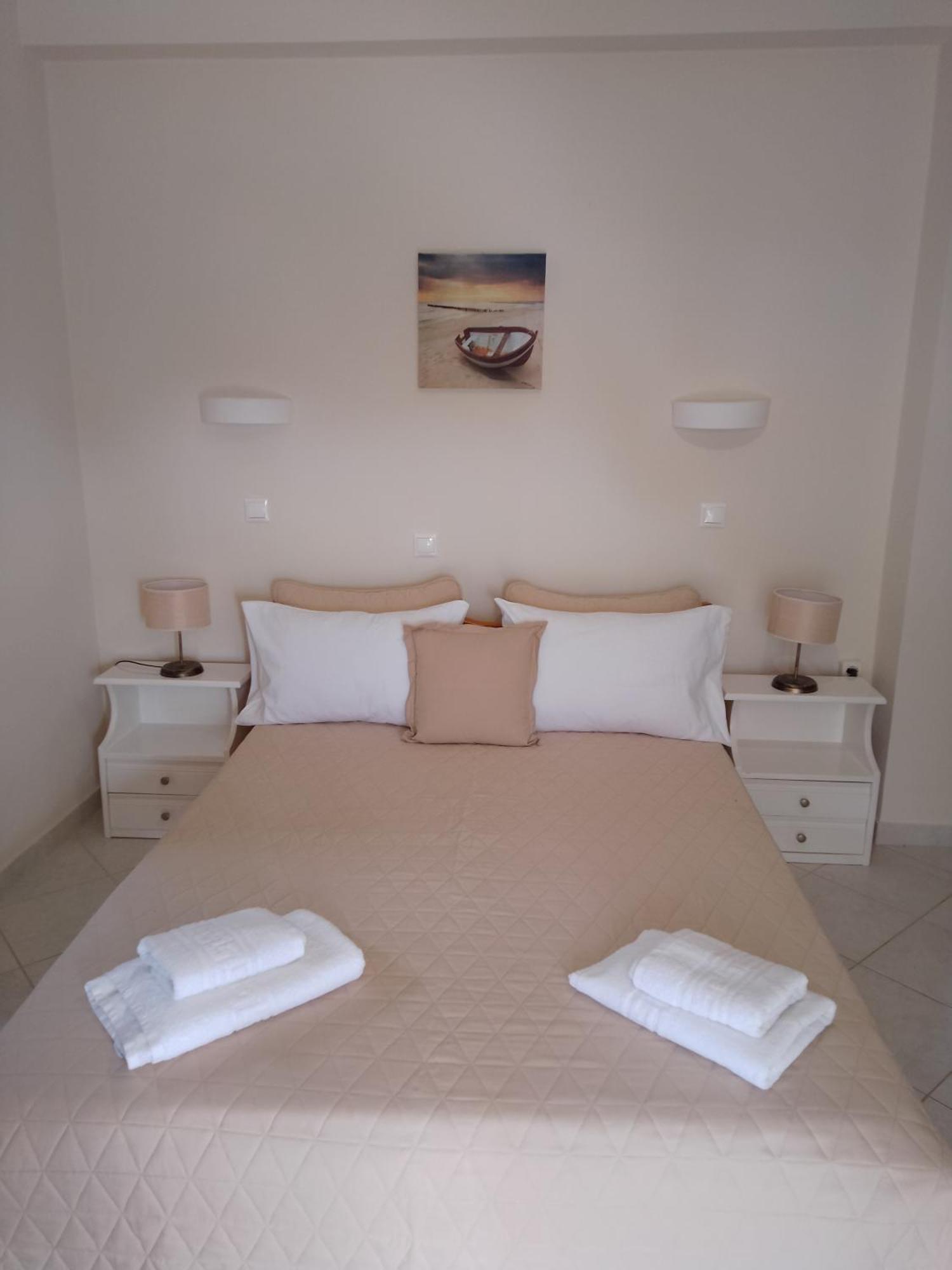 Vicky'S Guesthouse カボス エクステリア 写真