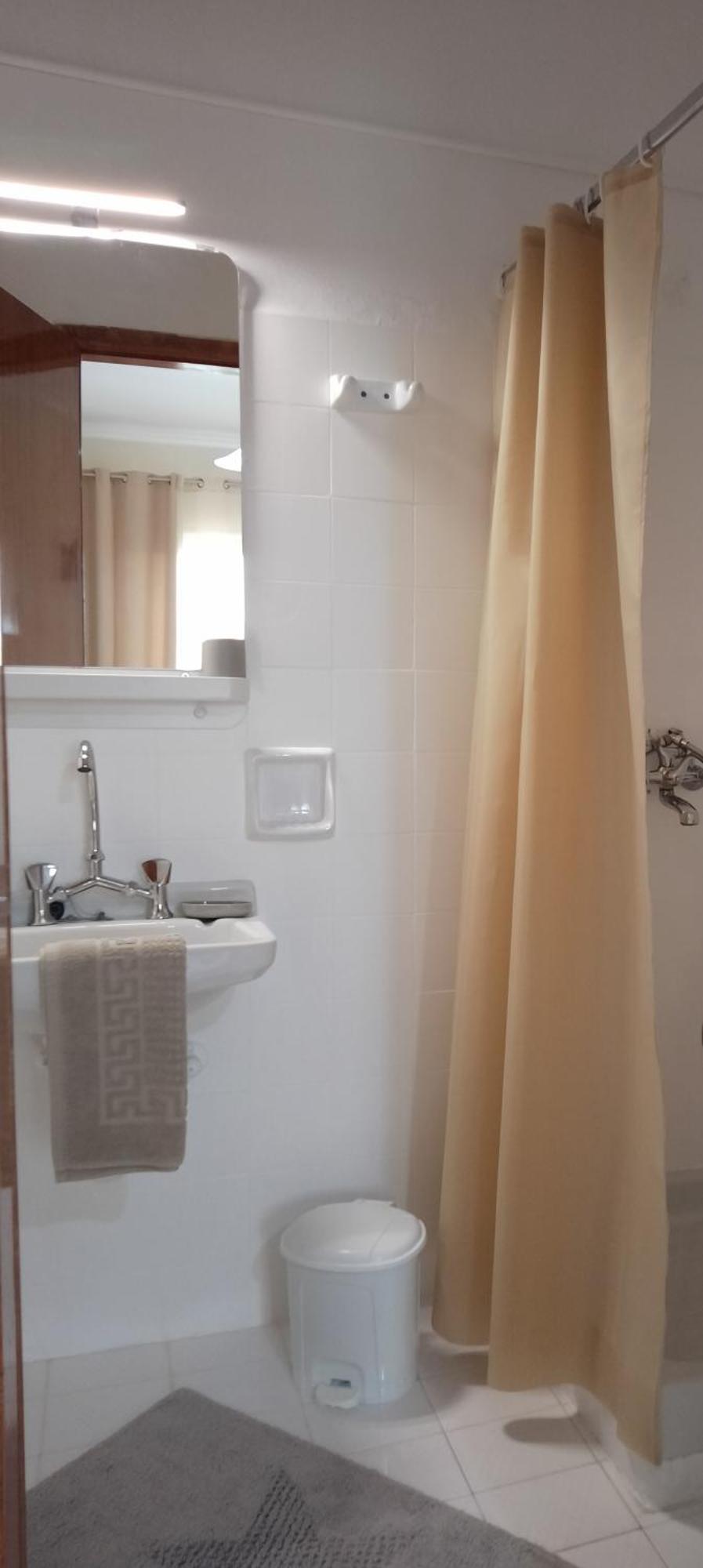 Vicky'S Guesthouse カボス エクステリア 写真