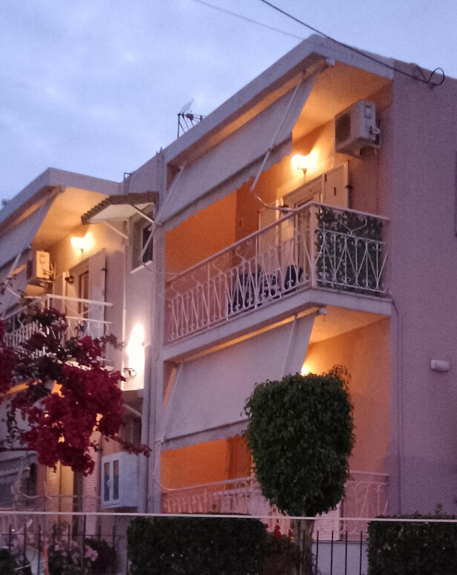 Vicky'S Guesthouse カボス エクステリア 写真